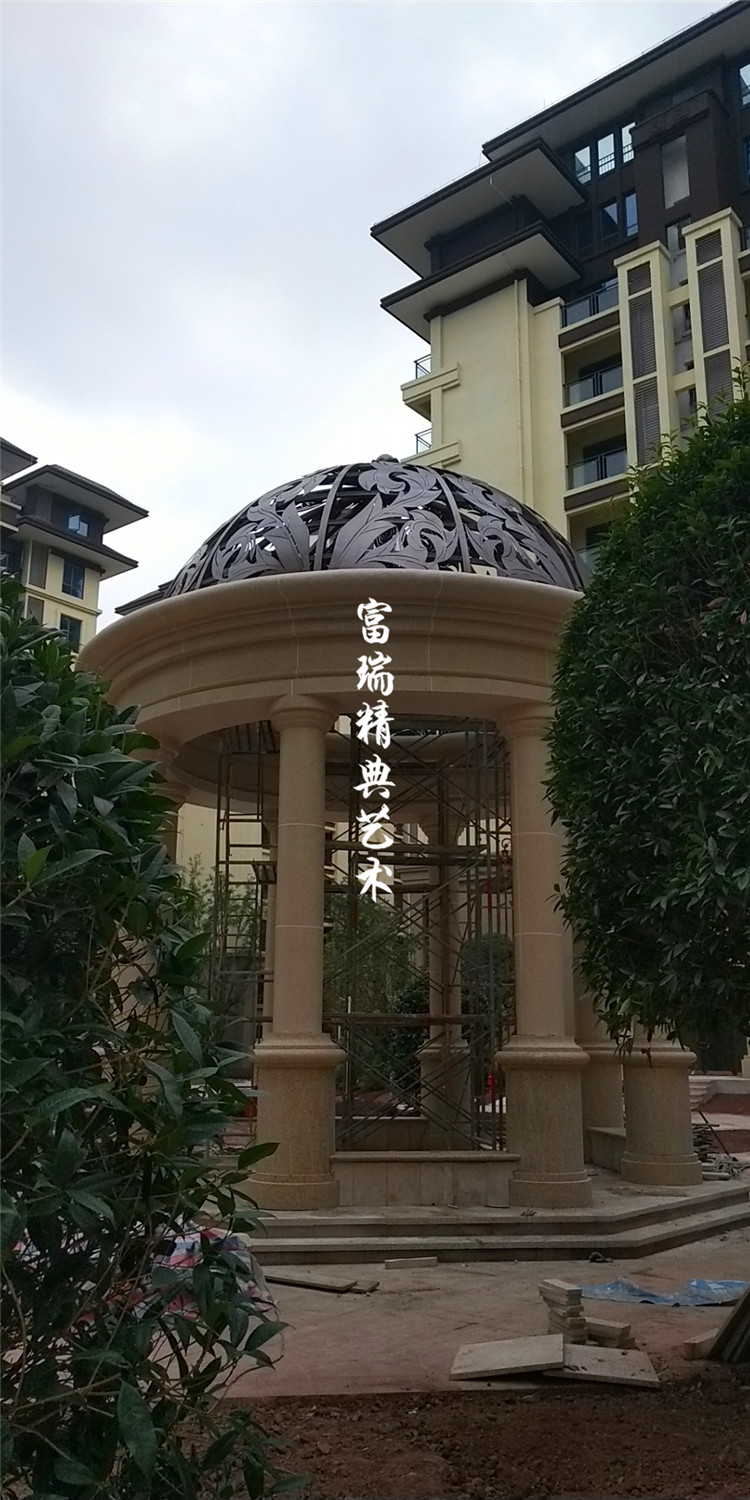铜穹顶
